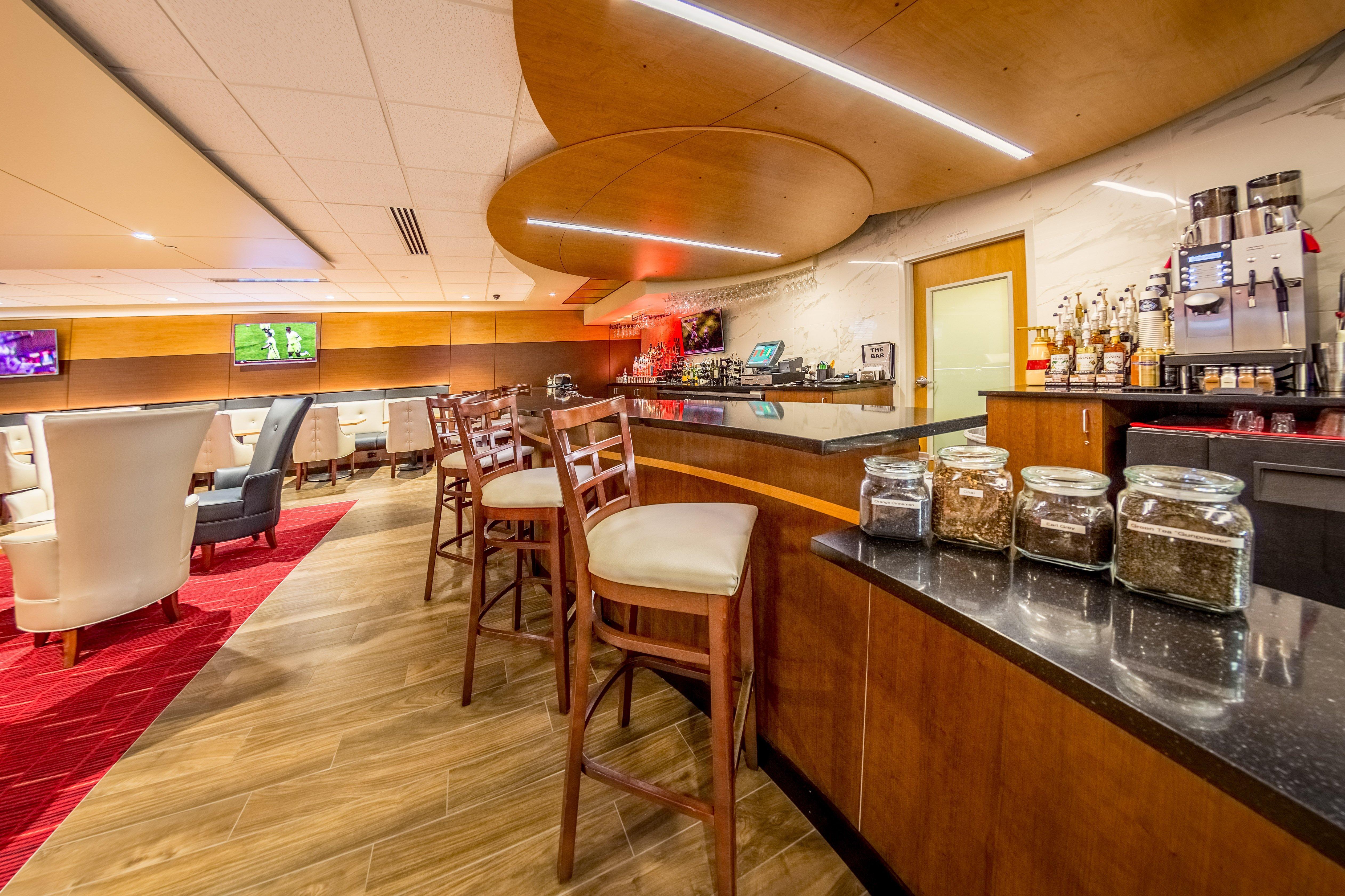 Holiday Inn Des Moines-Airport Conf Center By Ihg Exterior foto