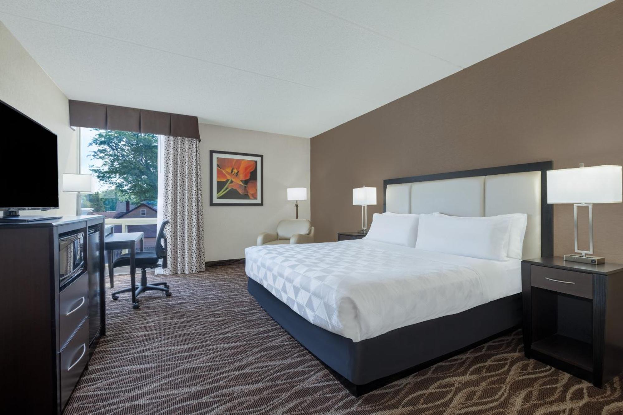 Holiday Inn Des Moines-Airport Conf Center By Ihg Exterior foto