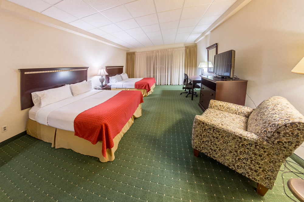 Holiday Inn Des Moines-Airport Conf Center By Ihg Exterior foto